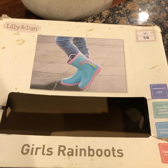 Lily & Dan Girls rainbow boots, size 7/8 - Picture 4 of 5
